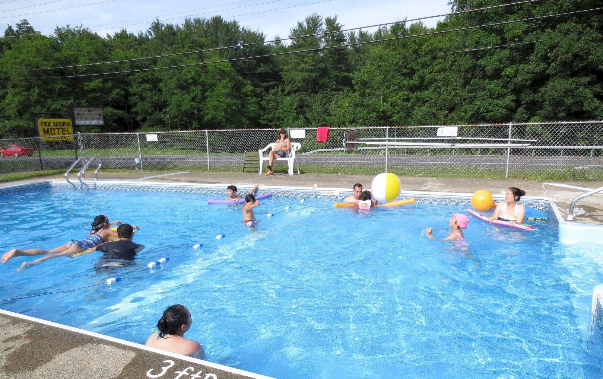 Four Seasons Motel Catskill Luaran gambar